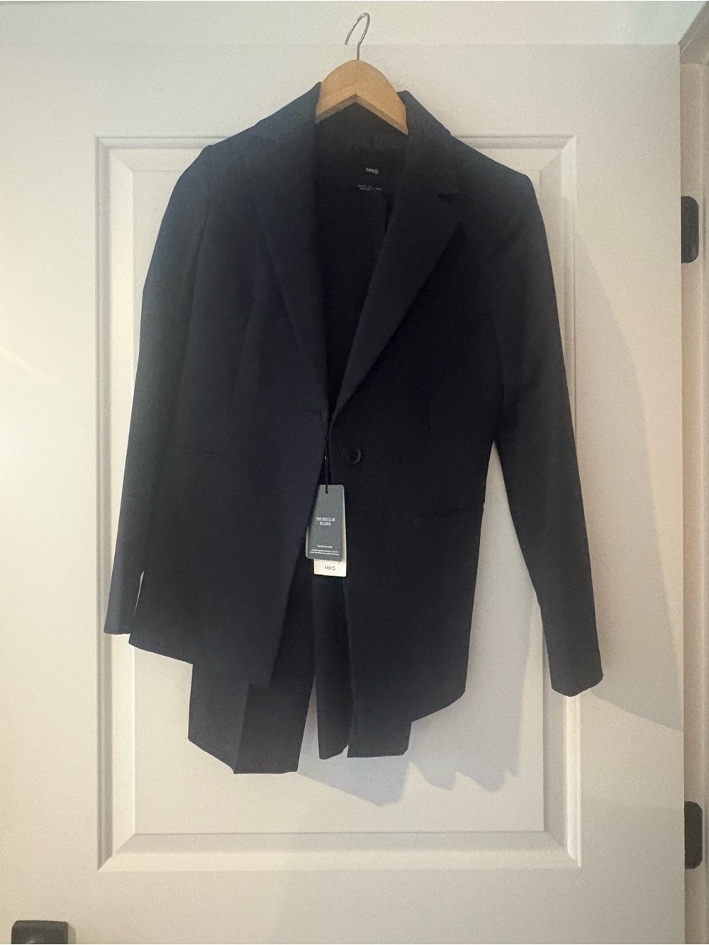 Mango Black Single-Button Women's Blazer and Pant set - Navy
